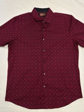 Cutter & Buck Men's Red Geometric Short-Sleeve Button-Down Shirt
